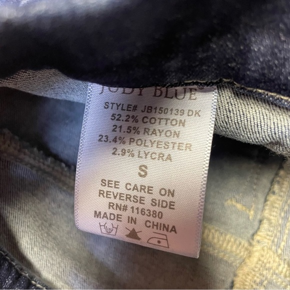 Judy Blue Pull On Jean Shorts High Rise Cuffed Denim Dark Wash Womens Small - Picture 8 of 9